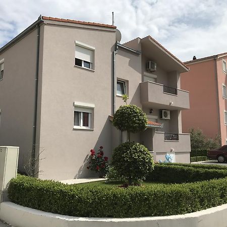 Apartment Karla&Nella Stobreč المظهر الخارجي الصورة