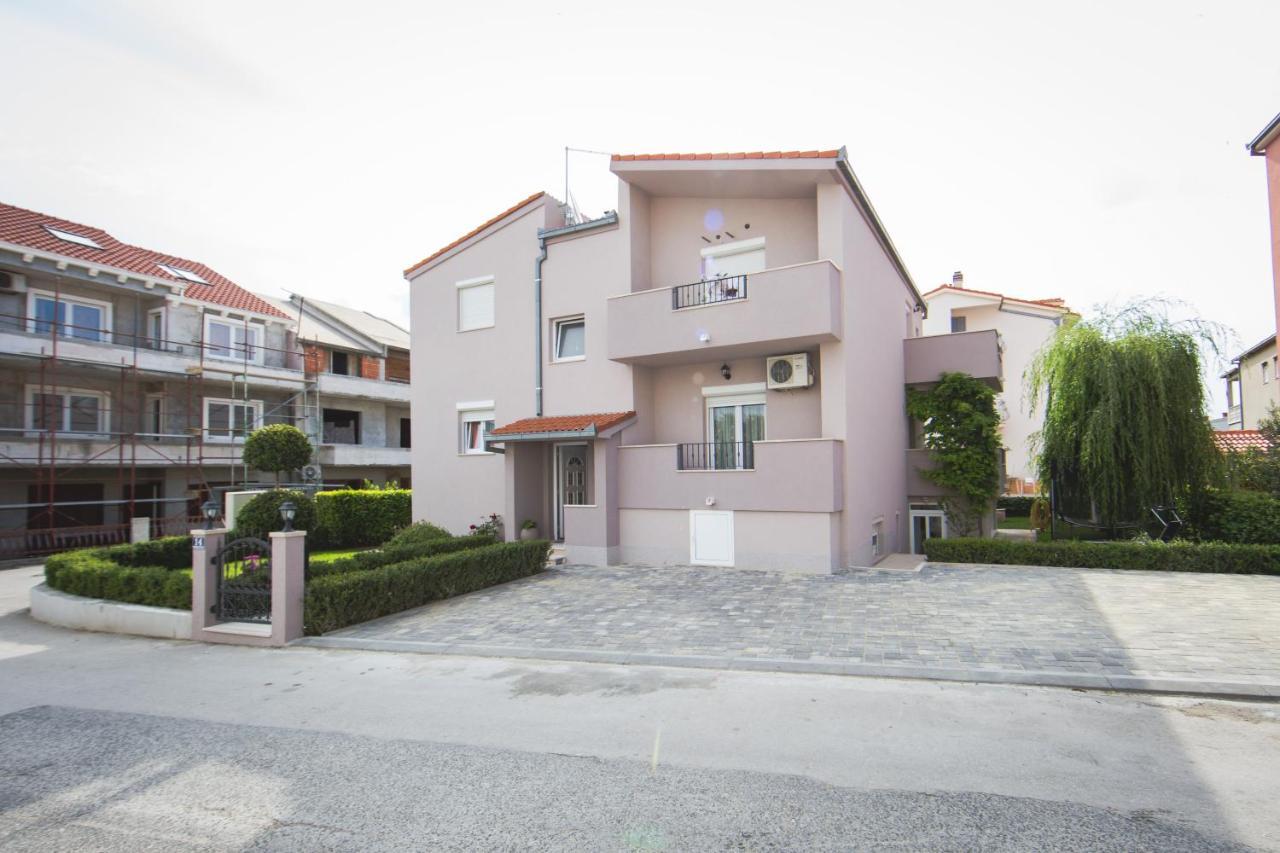 Apartment Karla&Nella Stobreč المظهر الخارجي الصورة